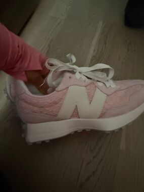 New Balance Pink Lace-Up Sneakers with White 'N'